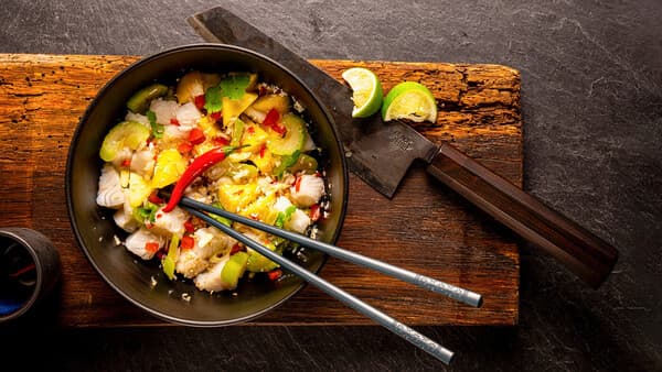 Ceviche mit Mango-Chili und Sesam